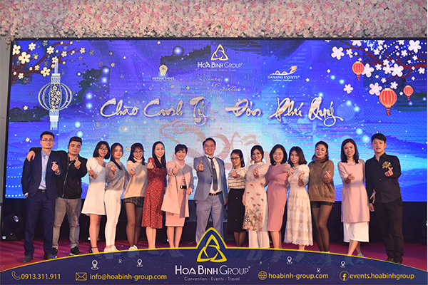 Why should you choose HoaBinh Group to organize the Year-end party for businesses?